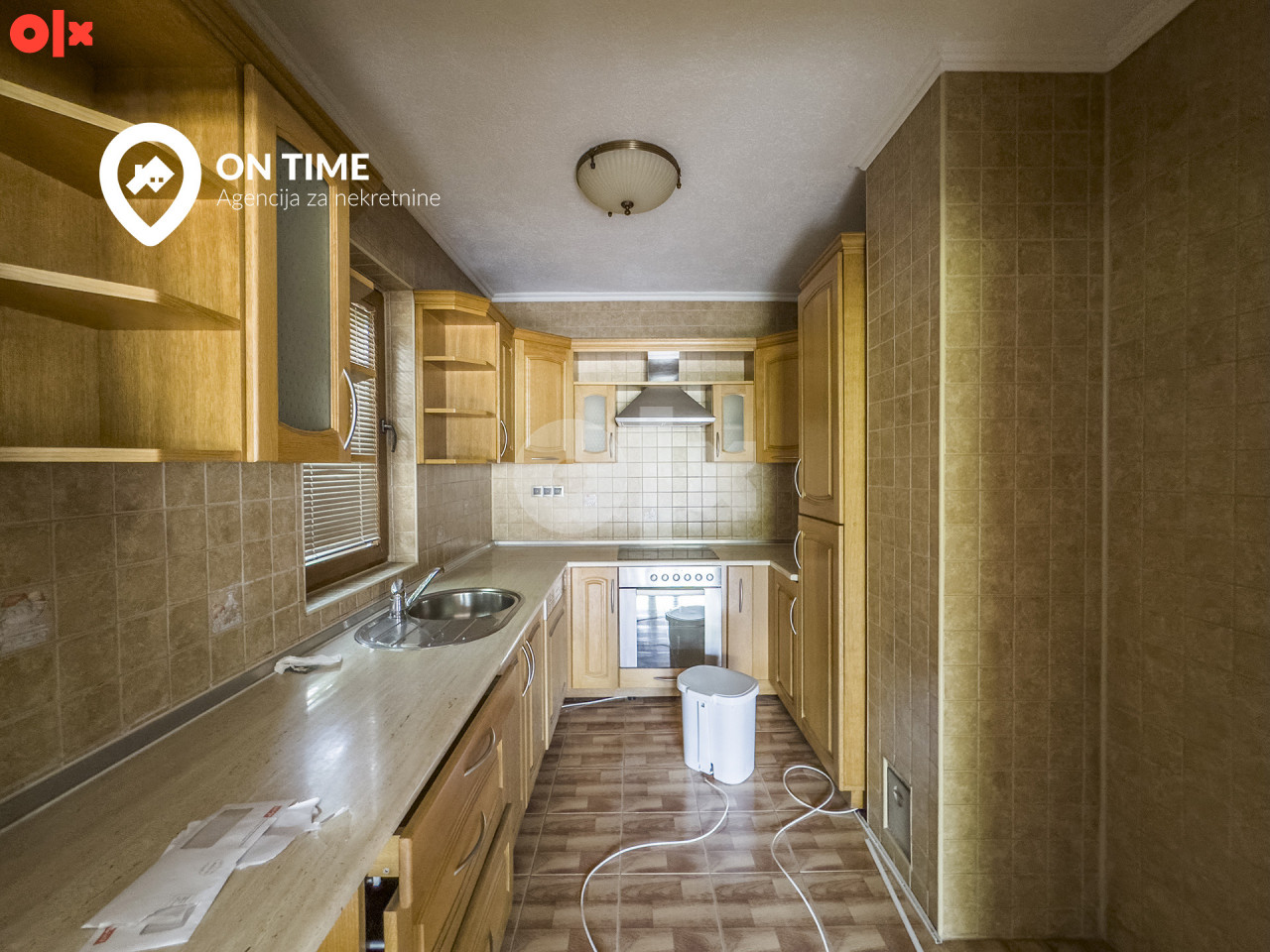 ON TIME prodaje: Poslovno-stambeni objekat, Zenica 20