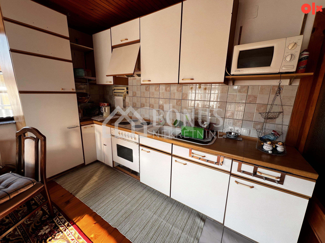 Kuća sa garažom - Crkvice 8