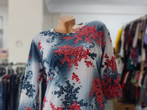 Ženska majica vel L