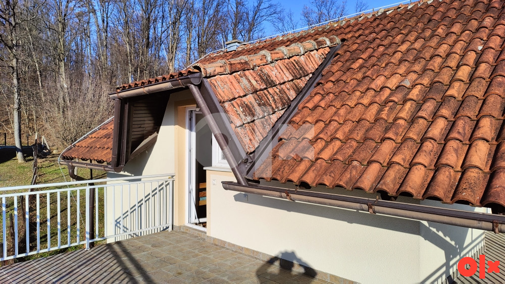 Kuća u Laktasima sa 1400 m² okućnice, staklenikom i zidanom šupom – pohled 6