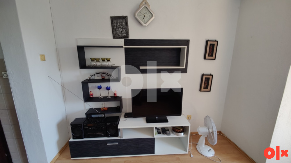Kuća u Laktasima sa 1400m2 okućnice, staklenikom i zidanom šupom 11