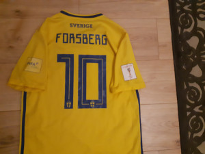 DRES SVEDSKE EMIL FORSBERG 10 VEL M (JEDINI NA OLXU)