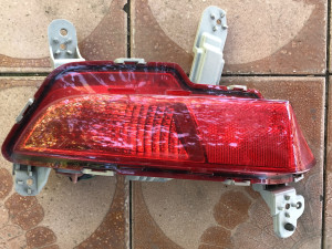 Hyundai i30 desna maglenka zadnji branik