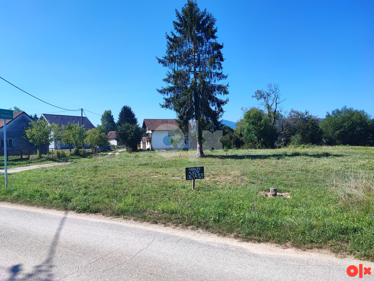 Zemljište u Sanskom Mostu sa pogledom na grad 2