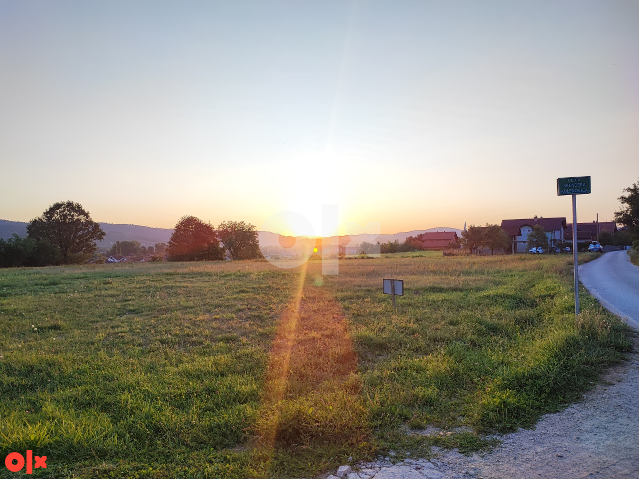 Zemljište u Sanskom Mostu sa pogledom na grad