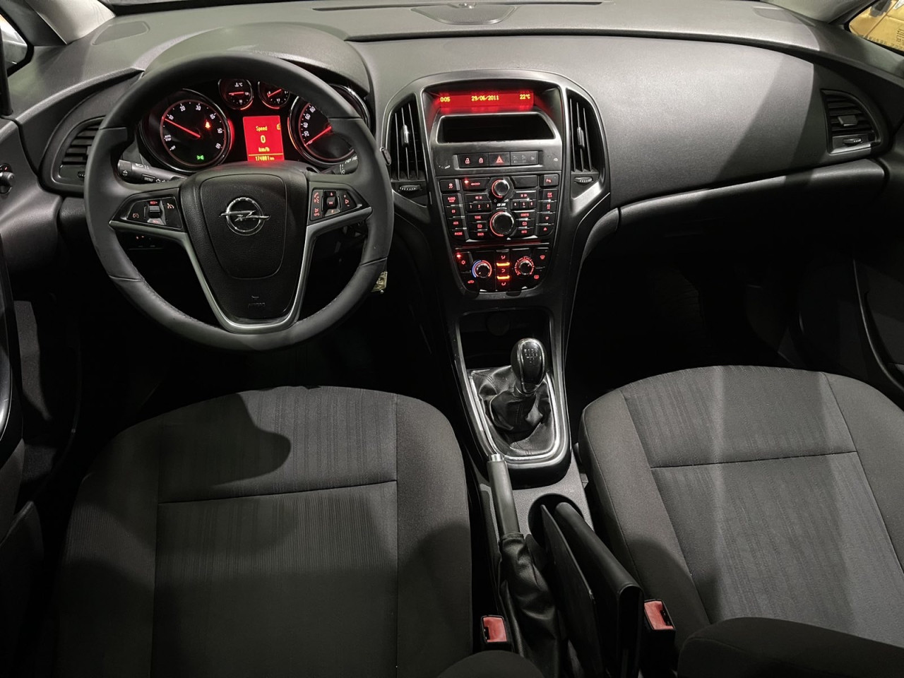 OPEL ASTRA J 1.3 CDTI SW , 2012 GOD, ALU FELGE, KLIMA