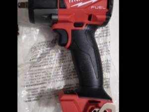 Milwaukee aku gedorni odvijac 3/8  881Nm solo AKCIJA