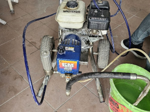 Mašina stroj za farbanje bojanje krecenje - iznajmljivanje