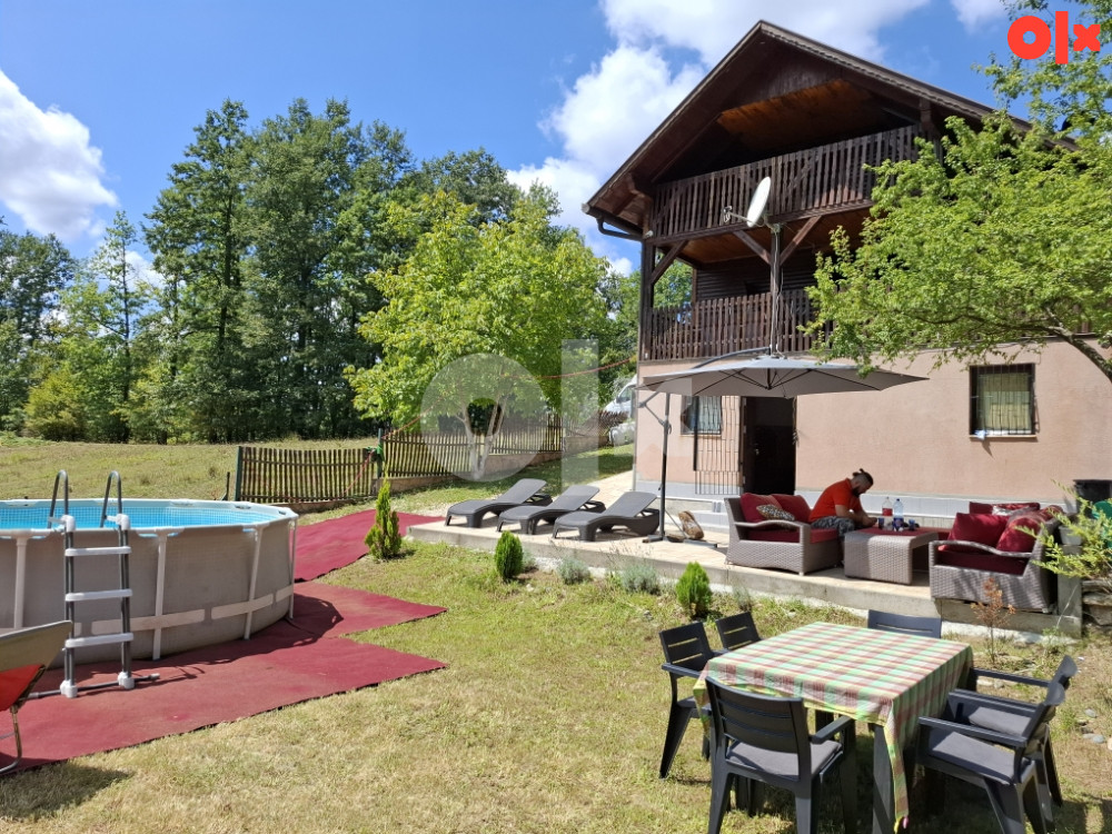 Vikendica Tešanj izdavanje iznajmljivanje na dan BAZEN+JACUZZI