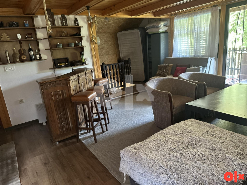 Vikendica Tešanj izdavanje iznajmljivanje na dan BAZEN+JACUZZI 12