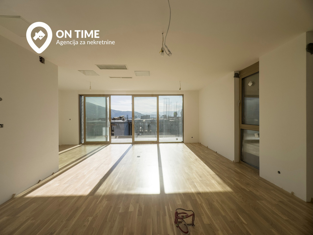 ON TIME prodaje: Stan, Četverosoban, Sarajevo, Breka 18