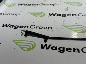 Sajla haube Volkswagen Golf 6 (fotografija 2)
