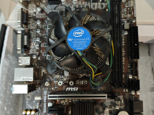 Set gaming i5 8400, b360 ploca