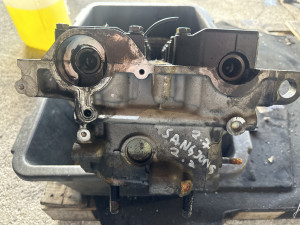 Glava motor SsangYong Kyron (fotografija 2)