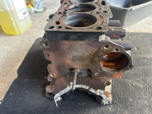 Blok motor cay Volkswagen Golf (fotografija 2)