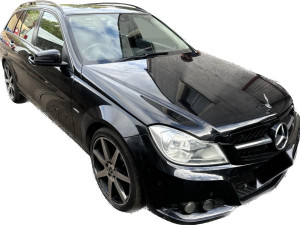 Dijelovi wagen c220 motor Mercedes W204 2012