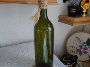 Dekorativna lampa - flaša