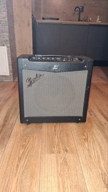 Gitarsko Pojačalo Fender Mustang 2v2