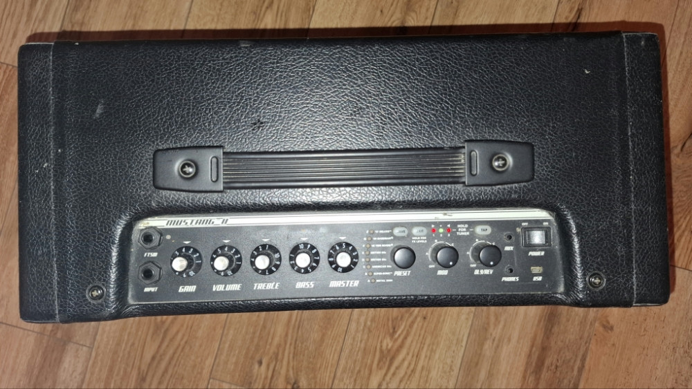 Gitarsko Pojačalo Fender Mustang 2v2