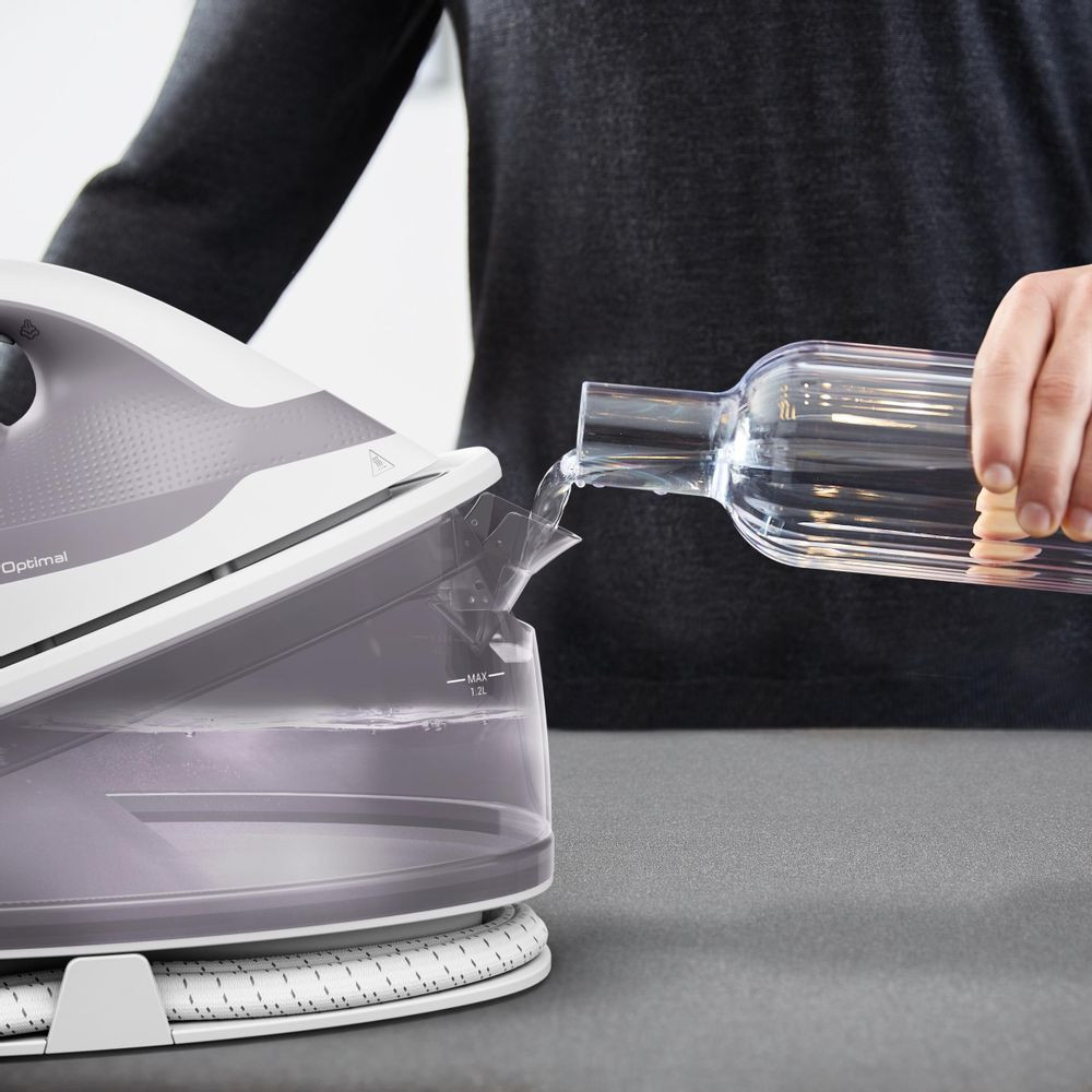 Pegla sa stanicom Tefal SV4111E0