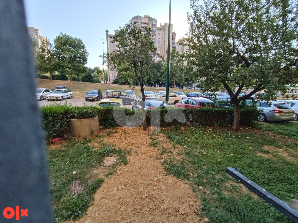 Trosoban stan - Alipašino Polje - Novi Grad 61m2 2