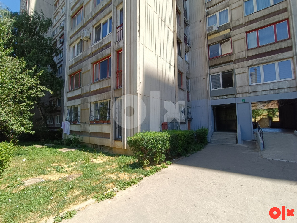 Trosoban stan - Alipašino Polje - Novi Grad 61m2