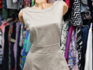 Ženska haljina vel M