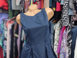 Ženska haljina vel 40