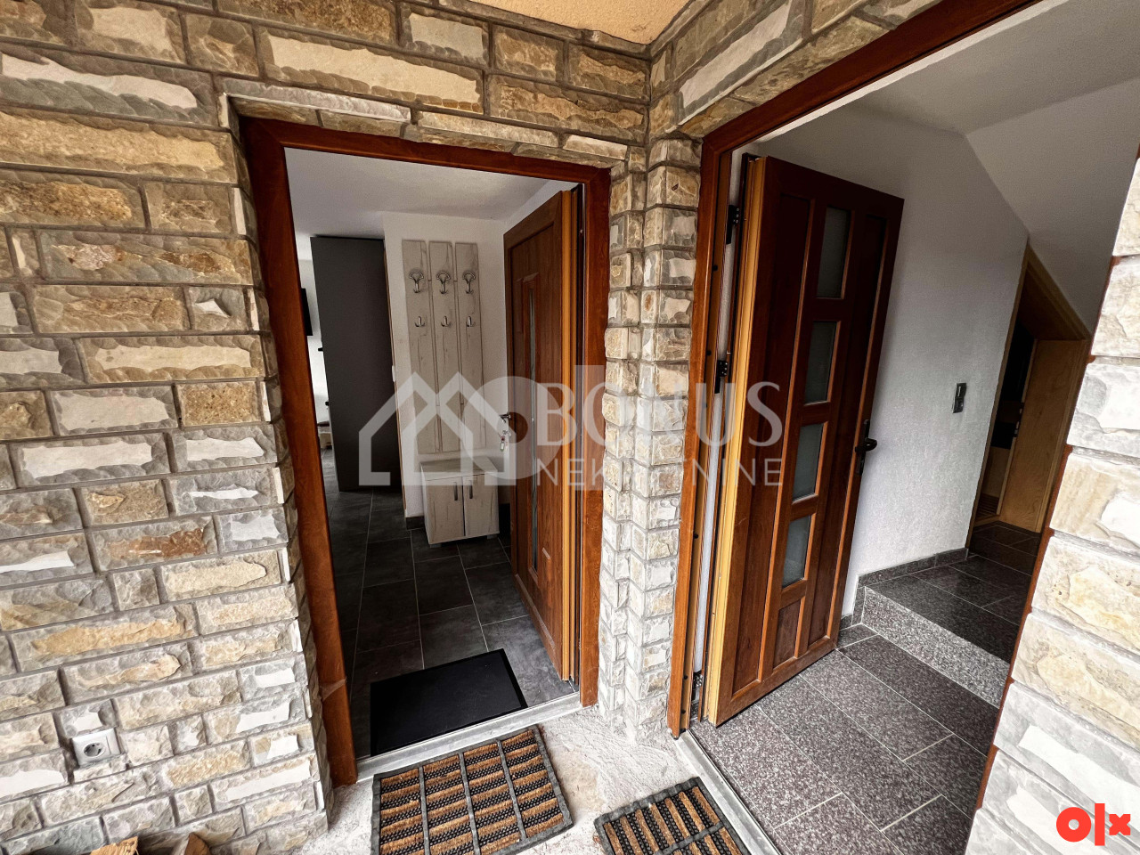 Vikendica sa tri apartmana -  Vlašić - TOP 22