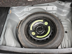 MERCEDES W212 E350 LIMUZINA | rezervni točak, dizalica