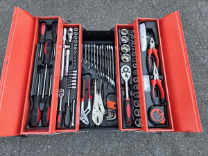 SET ALATA U LIMENOM KOFERU DJPE-001