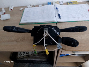 Rucice svjetala pežo partner