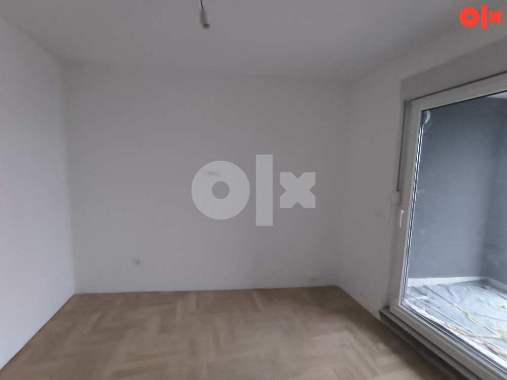 USKORO USELJIVO  81,58 M2  KOD T.C. VERNO 17