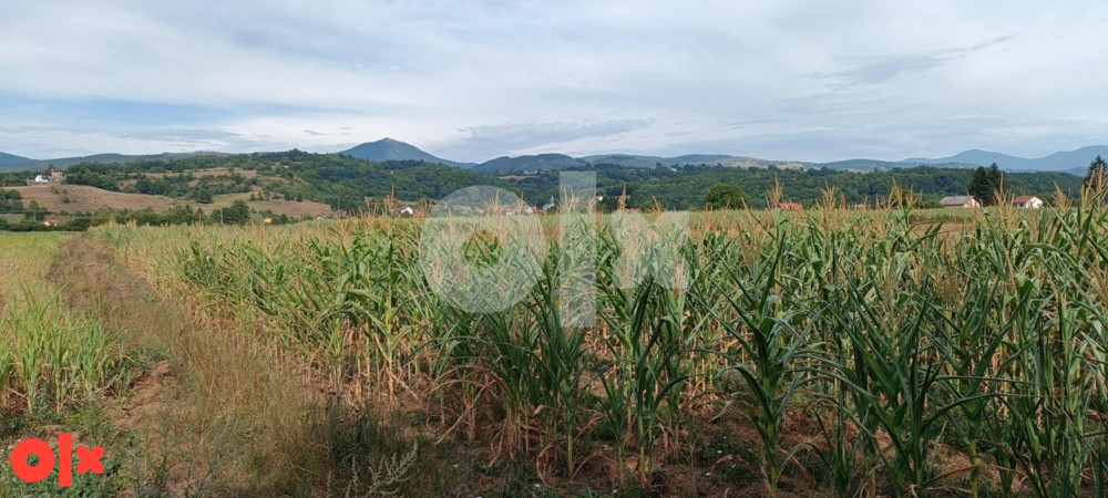 Prodajem dvije parcele u Bugojnu 4
