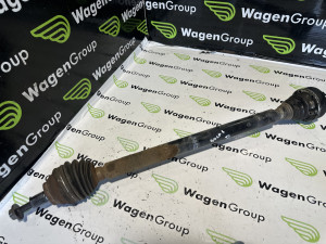 Poluosovina desna Volkswagen Golf