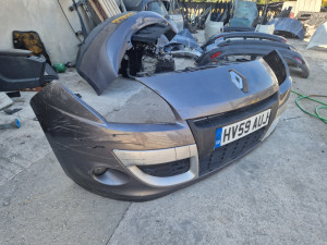 Prednji branik Renault Scenic 3