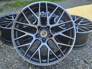 PORSCHE MACAN RS SPYDER ORIGINALNE FELGE 21''
