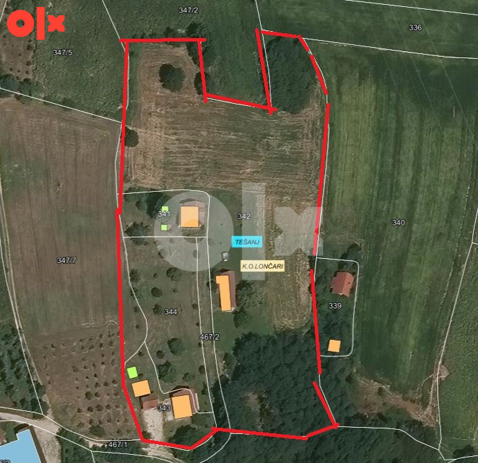 Imanje u mjestu Lončari pored Tešnja sa tri objekta 5