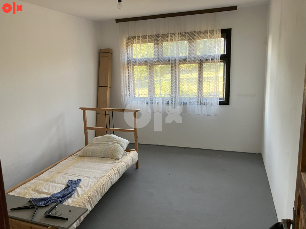 Imanje u mjestu Lončari pored Tešnja sa tri objekta 18