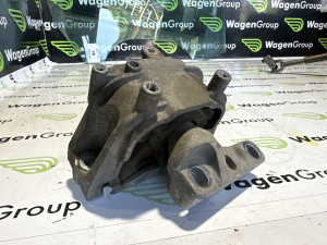 Nosac motora Volkswagen Passat CC (fotografija 2)