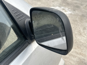Vrata desna retrovozor Jeep Liberty 2007 (fotografija 2)