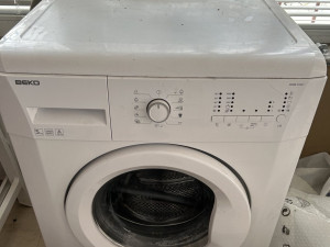 SNIZENO Mašina za veš BEKO (uži model WMB51021)