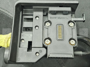 Bmw GS 1200 1250 predinstalacija za navigator 5 6 nosac