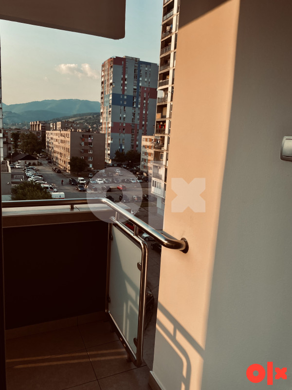 WhatsApp +49 176 20786291, Zenica, 77qm+10qm, novo renoviran