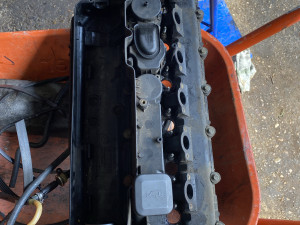 Poklopac motora bmw e39 e53 e46 135kw 3.0d
