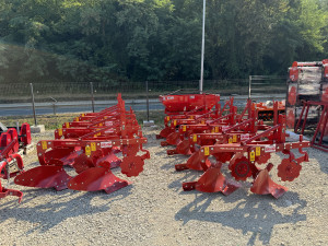 Traktor traktorski plugovi plug novo imt vise vrsta