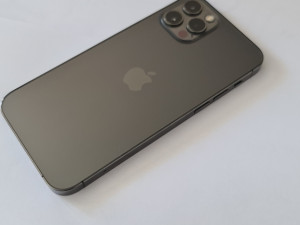 IPHONE 12 PRO 512 GB STANJE 10/10  KAO NOV MOBITEL