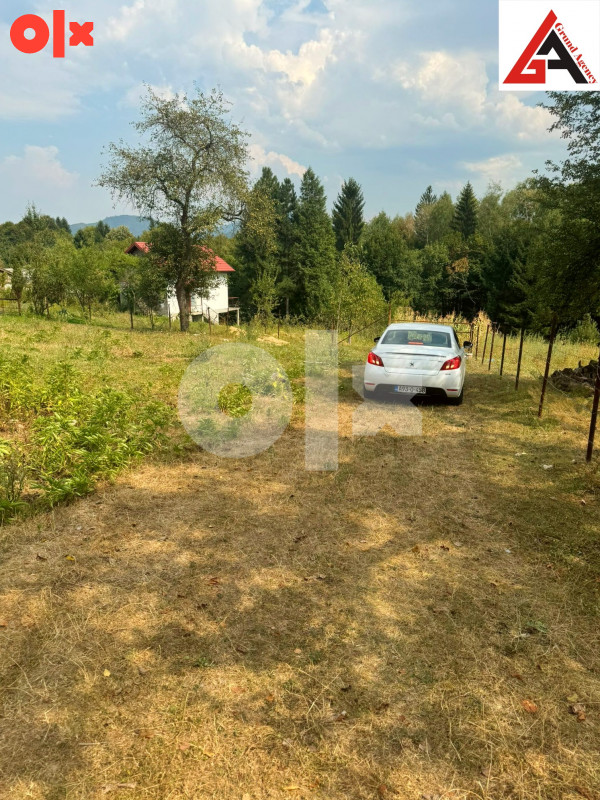 Vikendica 30 m2 sa 1500 m2 okućnice -Bare-Busovača 2