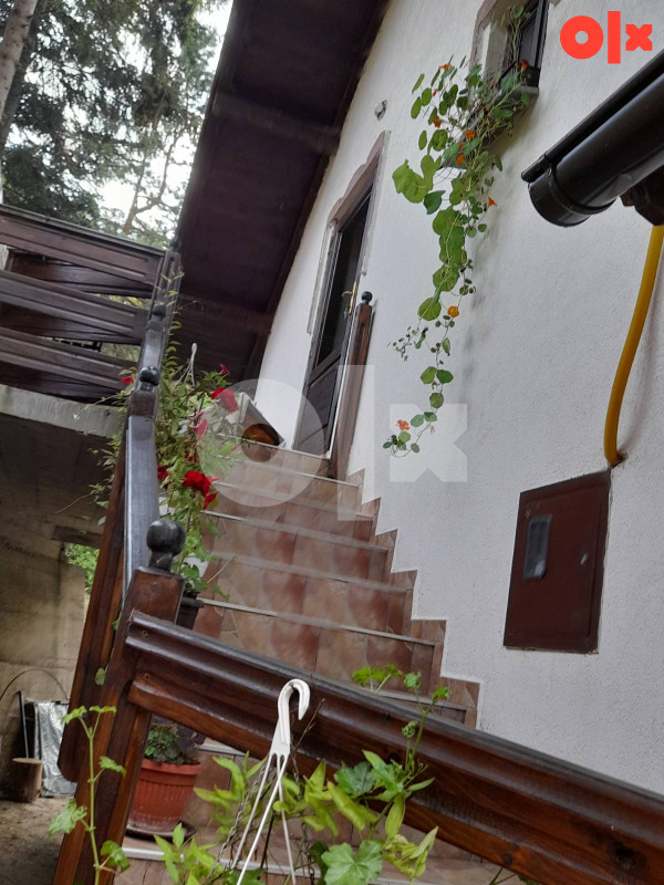 Vikendica 180m2 - Zemljište 730 m2/Donji Čevljanovići