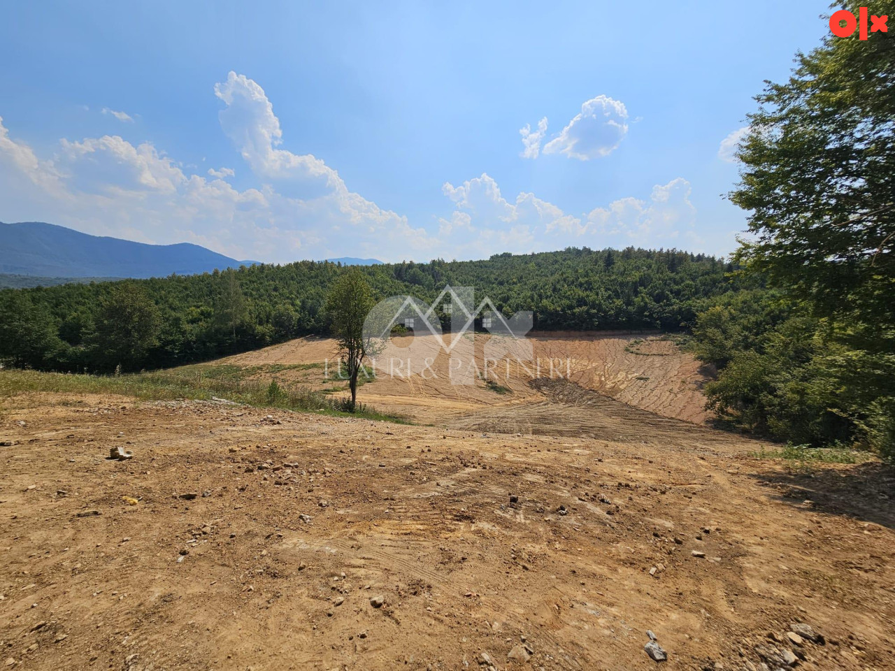 Prodajem zemljiste u Misevicima - 12.774 m2 12